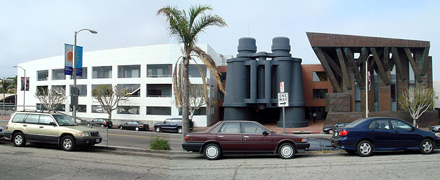 Google Eyes The Binoculars Building In Los Angeles