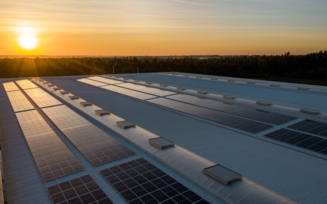 The Use of Solar Panels in California’s Commercial Construction Projects